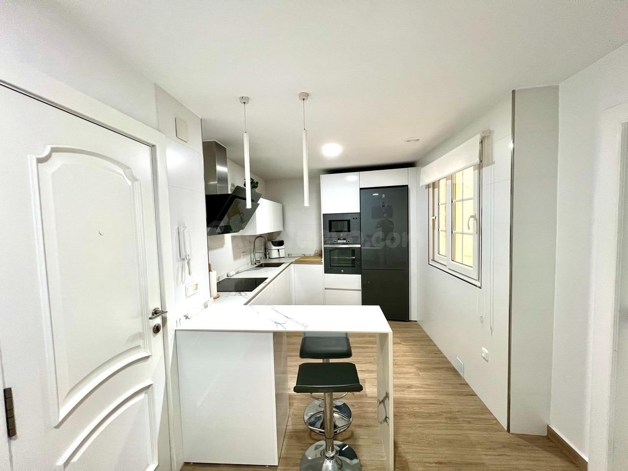 Amplio piso reformado de 144 m2 en Molina de Segura - foto 3