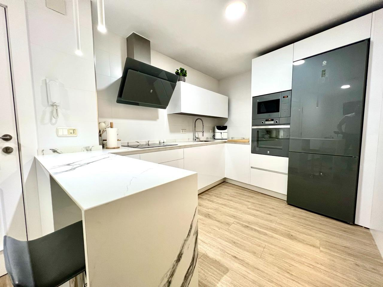 Amplio piso reformado de 144 m2 en Molina de Segura - foto 4