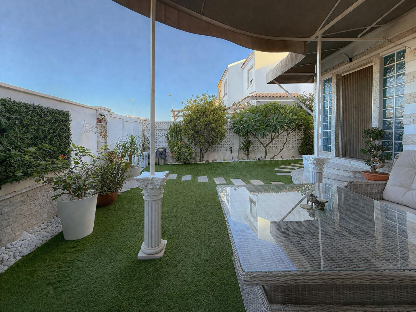 Increíble chalet pareado con diseño vanguardista en Aguas Nu - foto 5