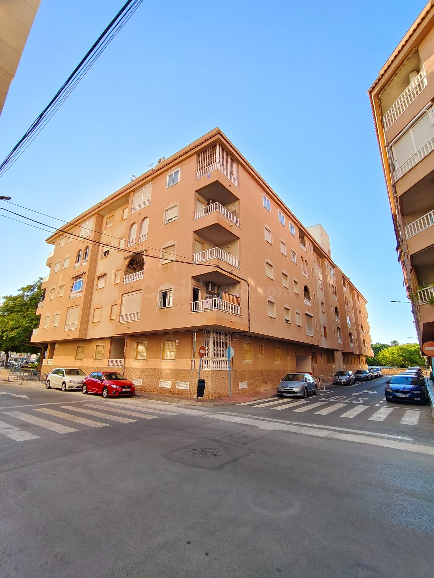 2 dormitorios + garaje, a 200 metros playa de los Naufragos