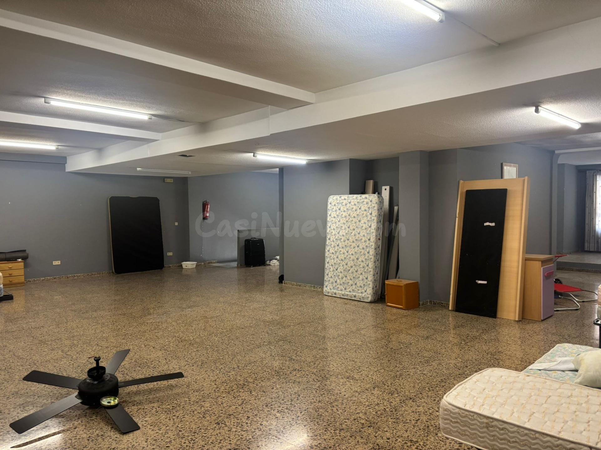 Local comercial 375m² en alquiler - Carrus - foto 5