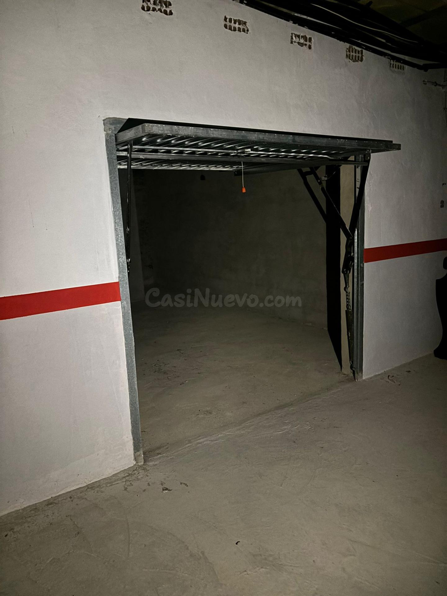 Amplio garaje en la zona de Aguas Nuevas - foto 3