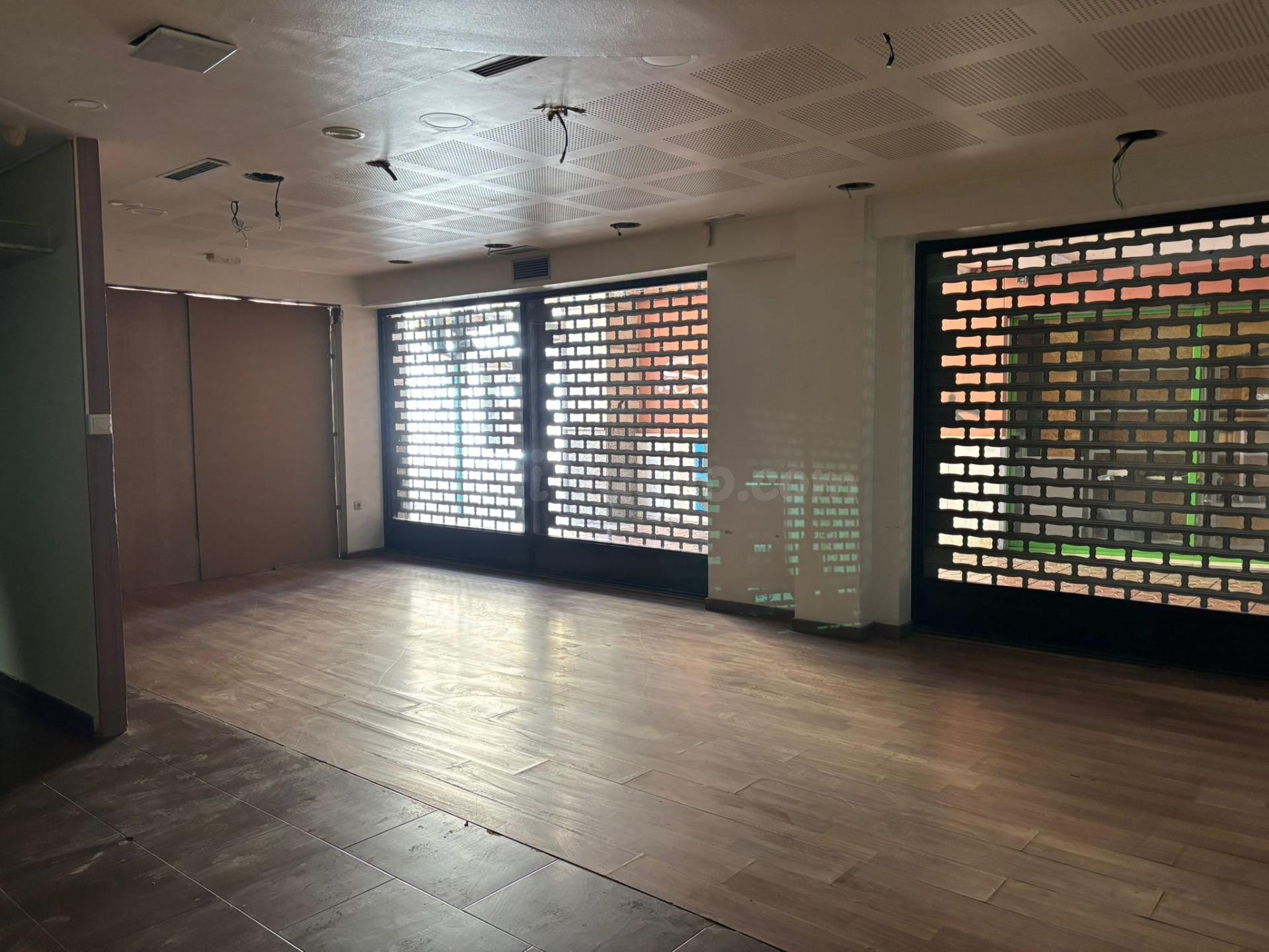 Local comercial 420m² en alquiler - Centro - foto 2