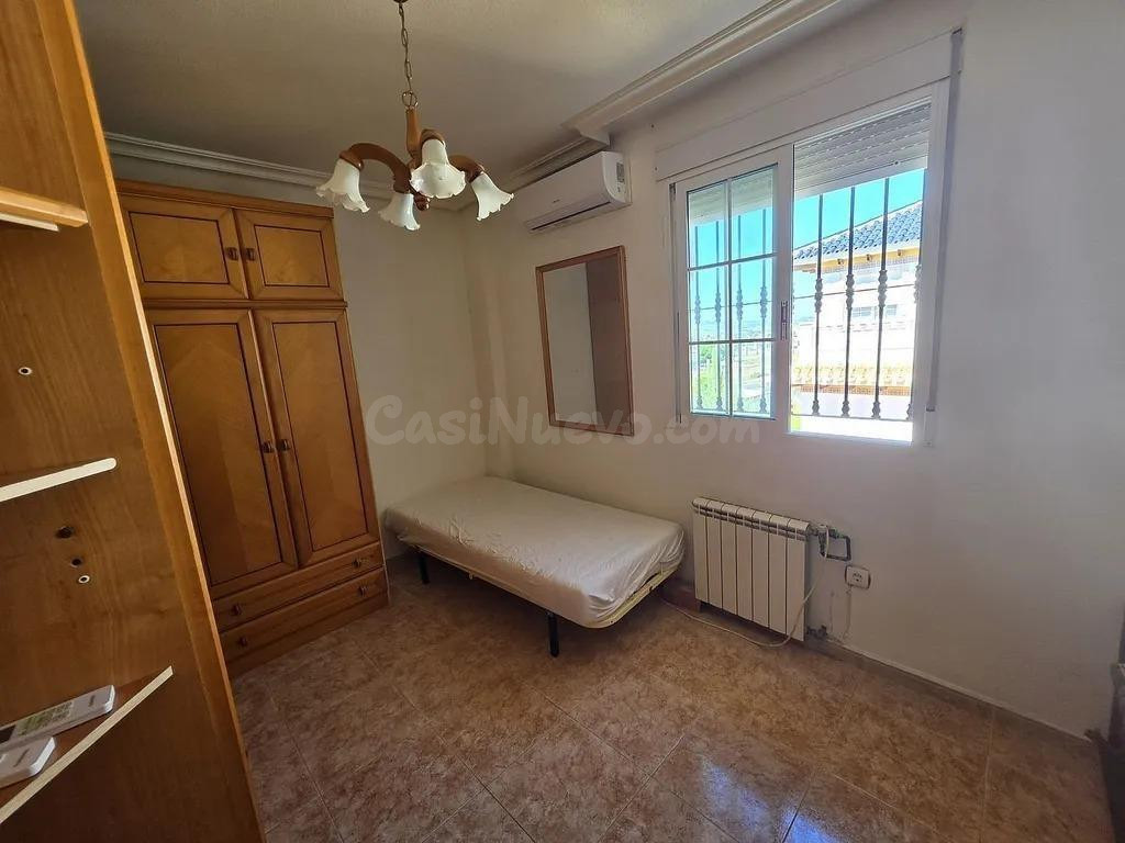 CHALET PAREADO EN AGUAS NUEVAS - ¡OPORTUNIDAD ÚNICA! - foto 4