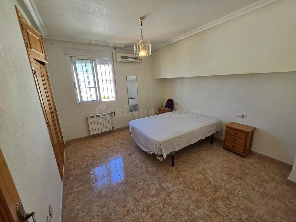 CHALET PAREADO EN AGUAS NUEVAS - ¡OPORTUNIDAD ÚNICA! - foto 5