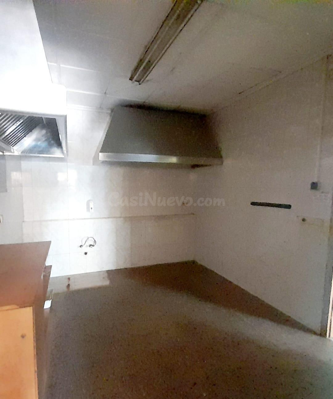 Local comercial 130m² en venta - Altabix - foto 4