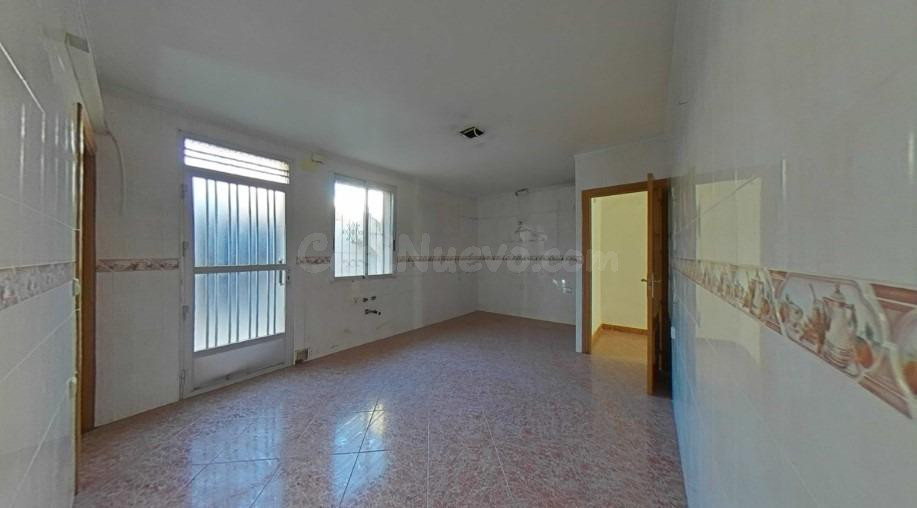 Planta baja con dos dormitorios - foto 4
