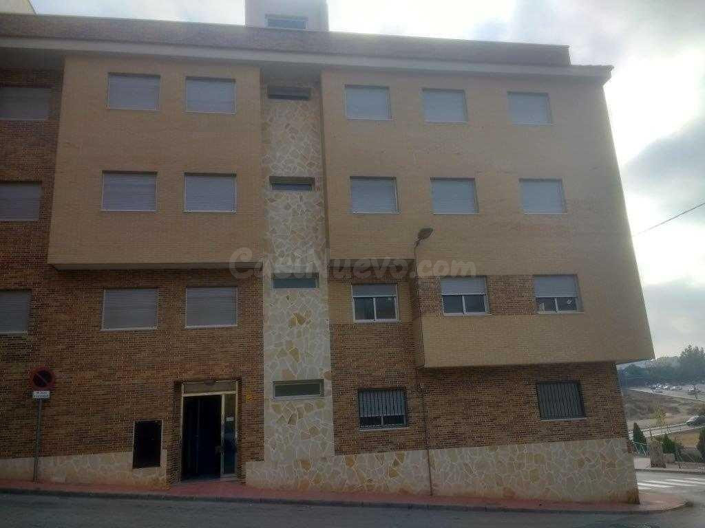 Estupendo Atico de 3 dormitorios en Molina - foto 2