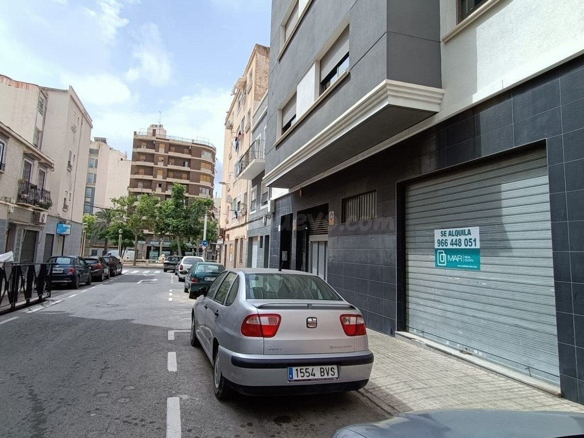 Local comercial 147m² en venta - Plaza Barcelona - foto 2