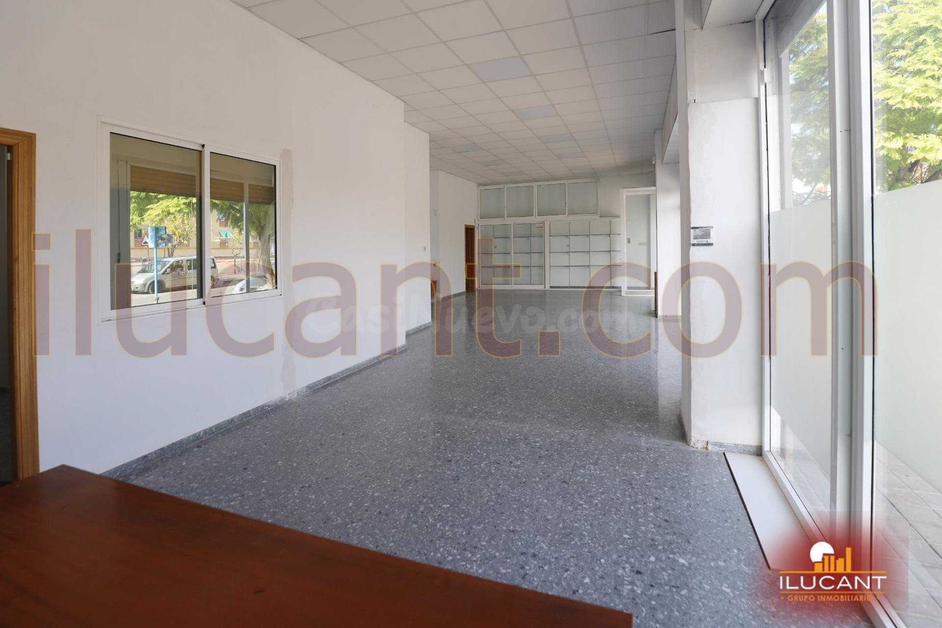 Local comercial 95m² en venta - Tómbola - Rabasa - foto 3