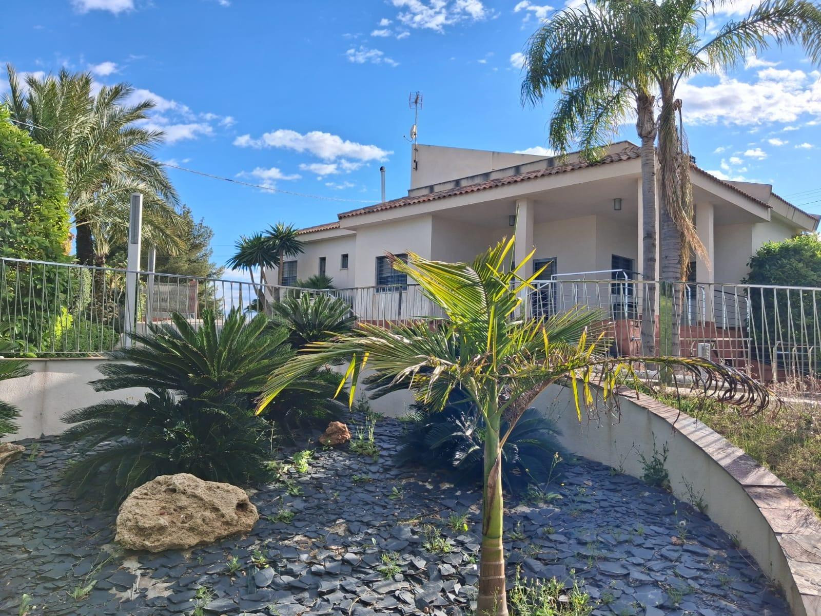CHALET DE LUJO EN PEÑA LAS AGUILAS - foto 2