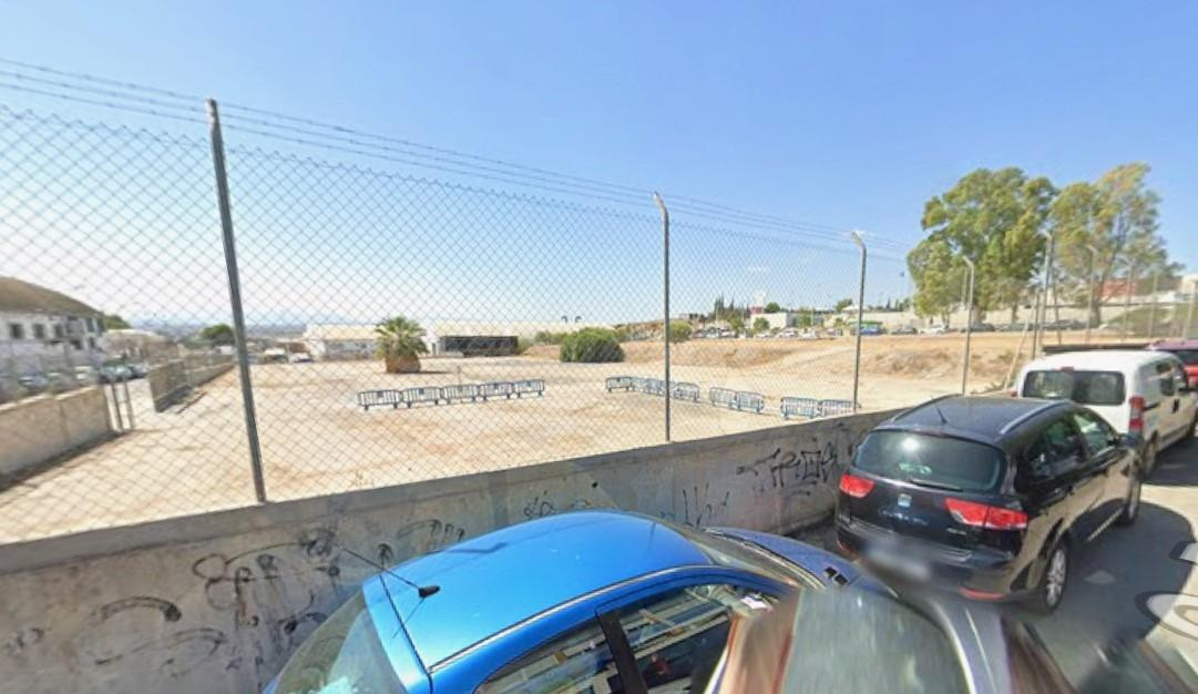 Solar de alta densidad junto al Colegio Salzillo - foto 4
