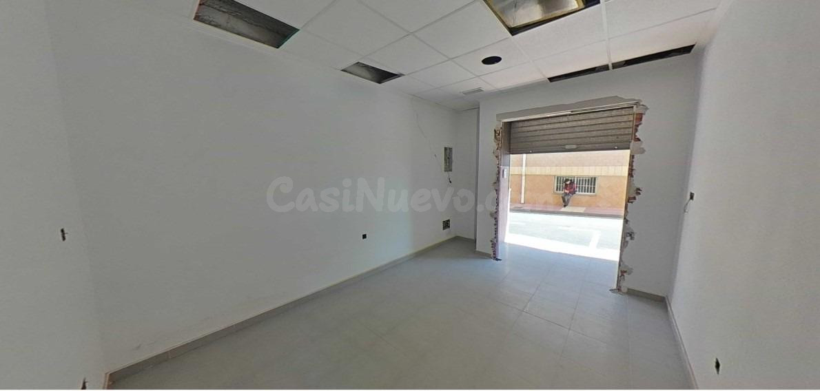 Local comercial en Alcantarilla - foto 2