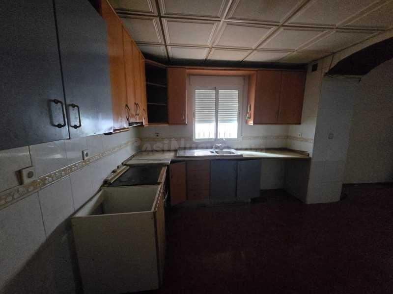 Chalet adosado en Ojós - foto 4