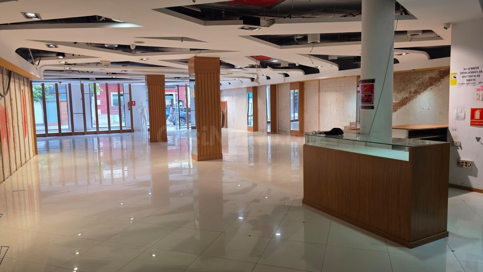 LOCAL CENTRO DE ELCHE - foto 2