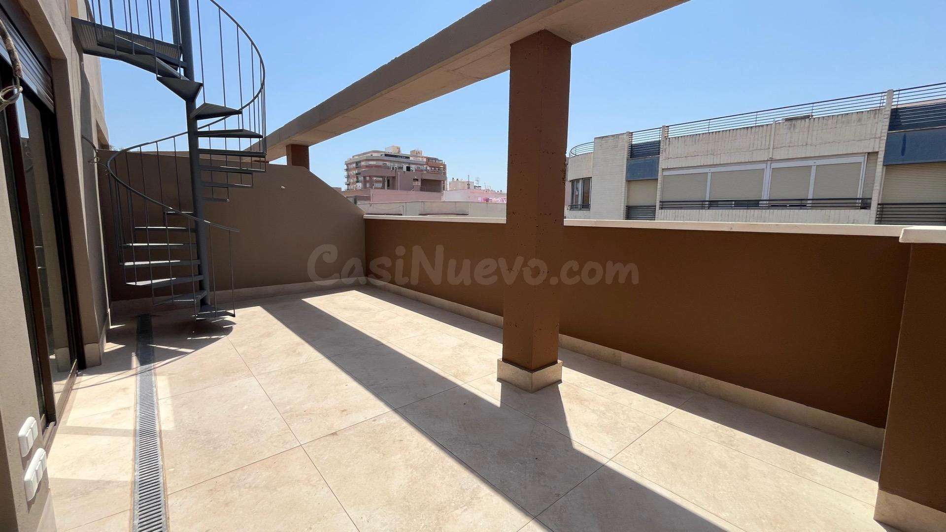 Ático 1 habitación 148m² en alquiler - Centro - foto 2