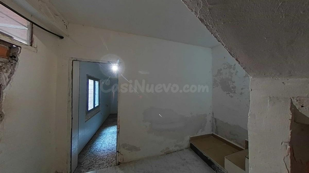 Chalet adosado en venta en calle Pasos - foto 5