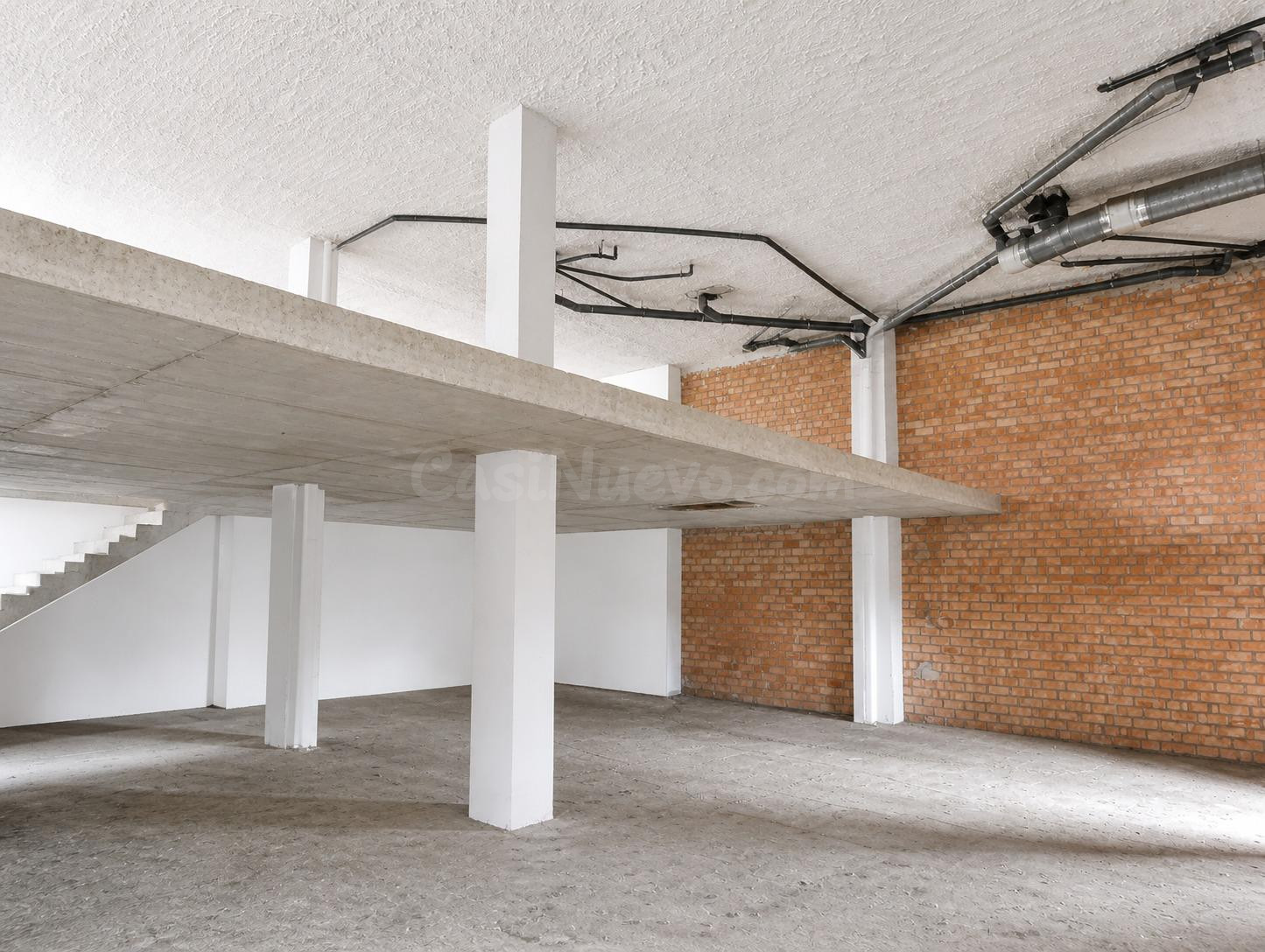 Local comercial en alquiler y venta – Primera línea del Vial - foto 4