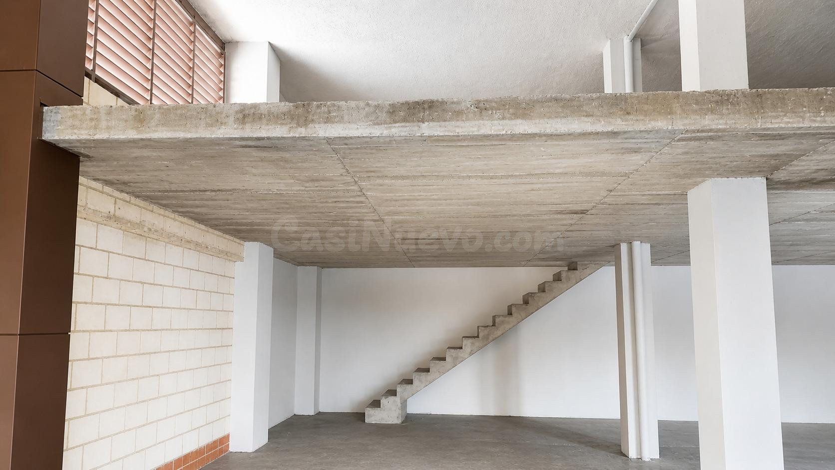 Local comercial en alquiler y venta – Primera línea del Vial - foto 5