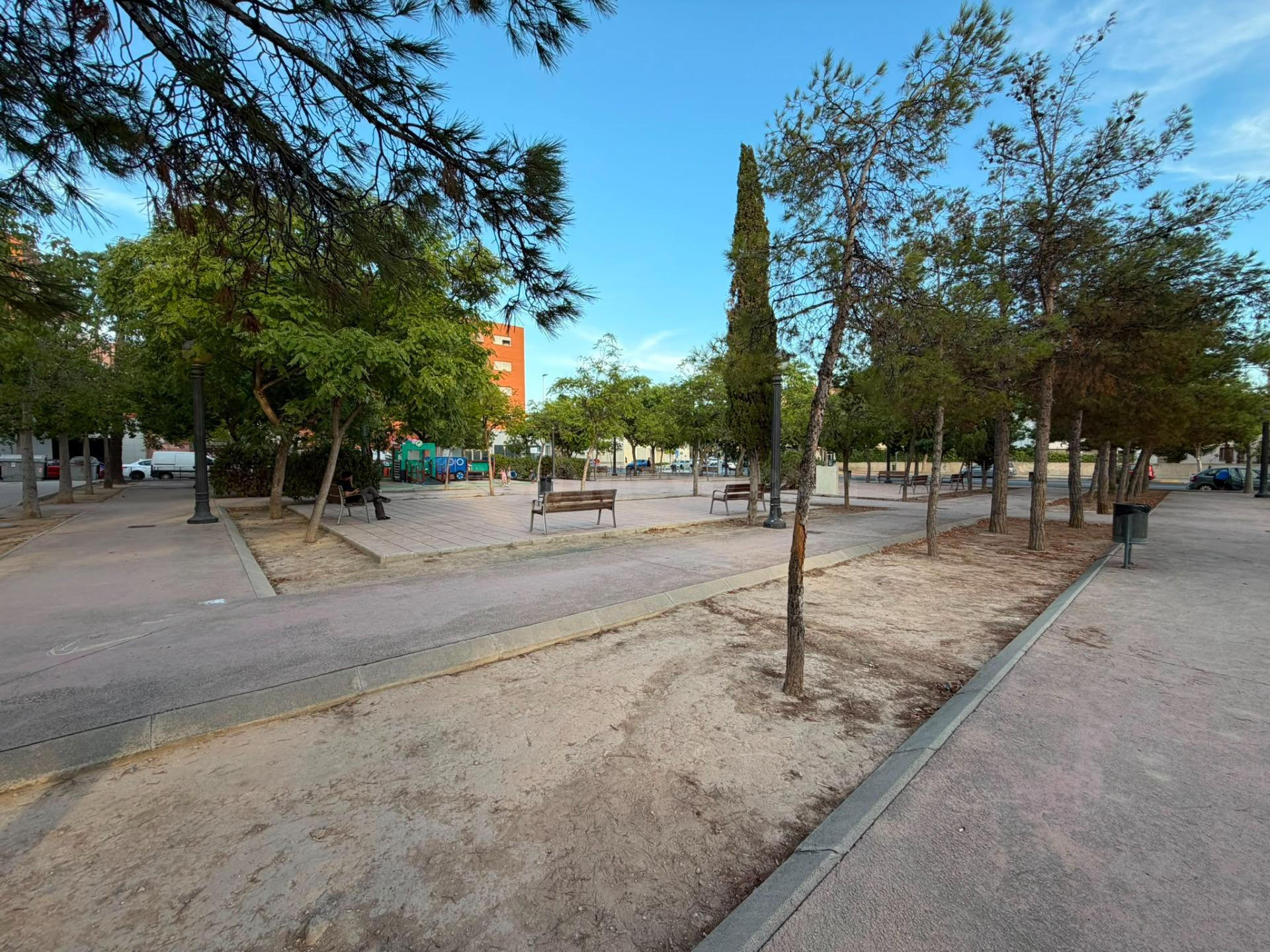 Local comercial 148m² en alquiler - Huerto de Travalón - foto 2
