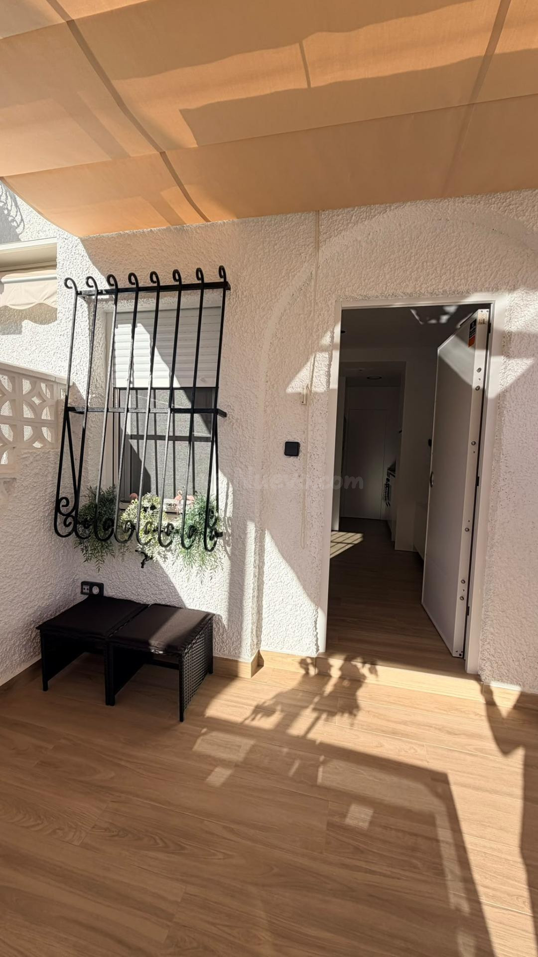 Acogedor Bungalow Reformado a Pocos Pasos de la Playa en SANTA POLA