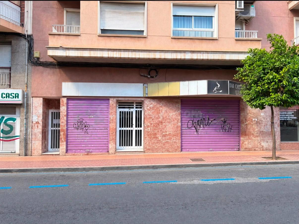 Local comercial 175m² en venta - Plaza Madrid