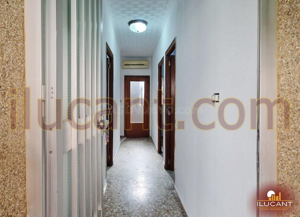 Divina Pastora, casa independiente, a reformar. Zona tranqui - foto 4