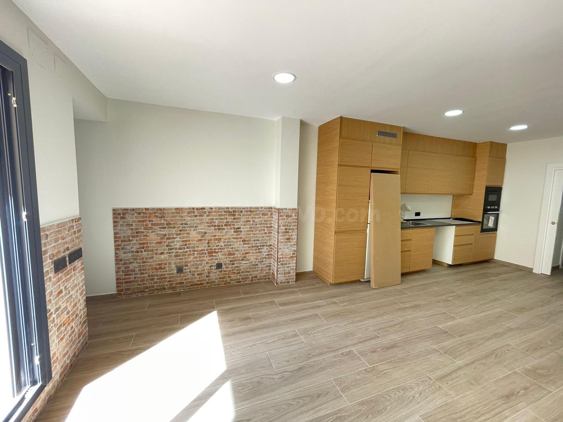 PLANTA BAJA CON PATIO EN CA N'AURELL - foto 5