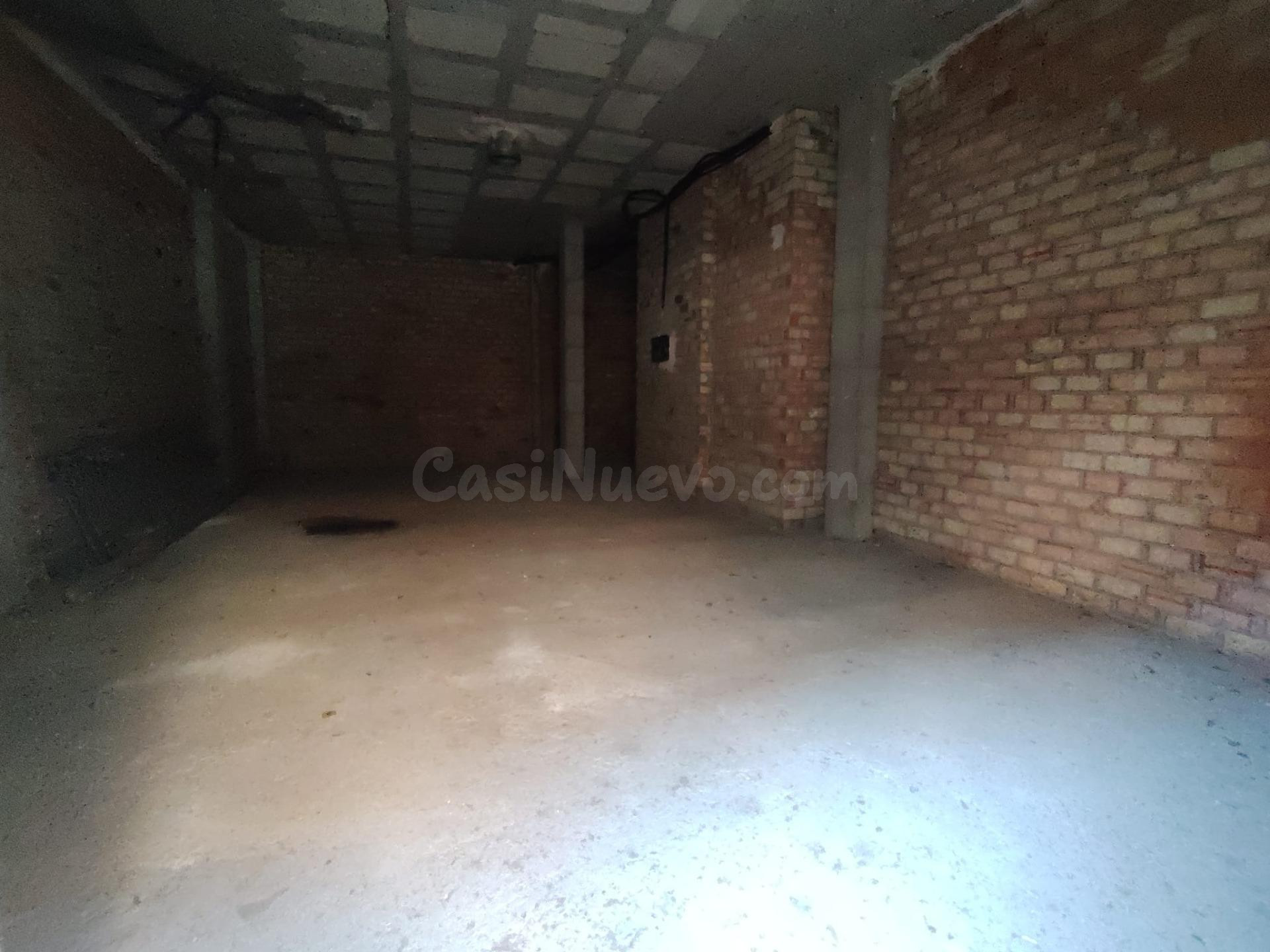 Local comercial a pie de calle en el Cairo – Gran oportunida - foto 4