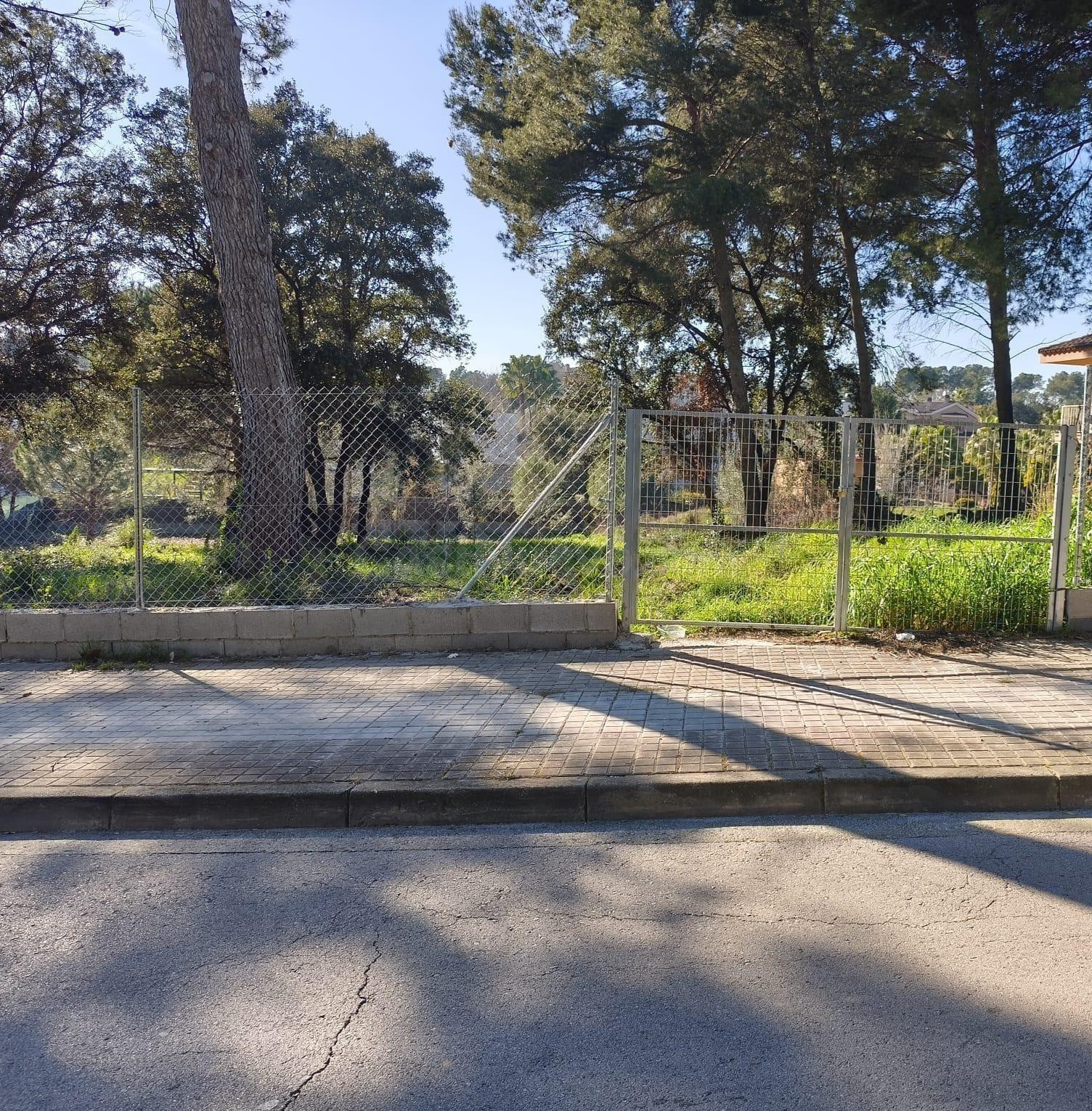TERRENO URBANIZABLE EN CASTELLARNAU - foto 2
