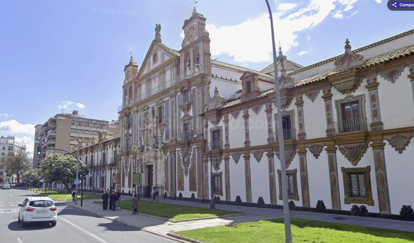 Piso para reformar en la Zona de Colon!!! - foto 2