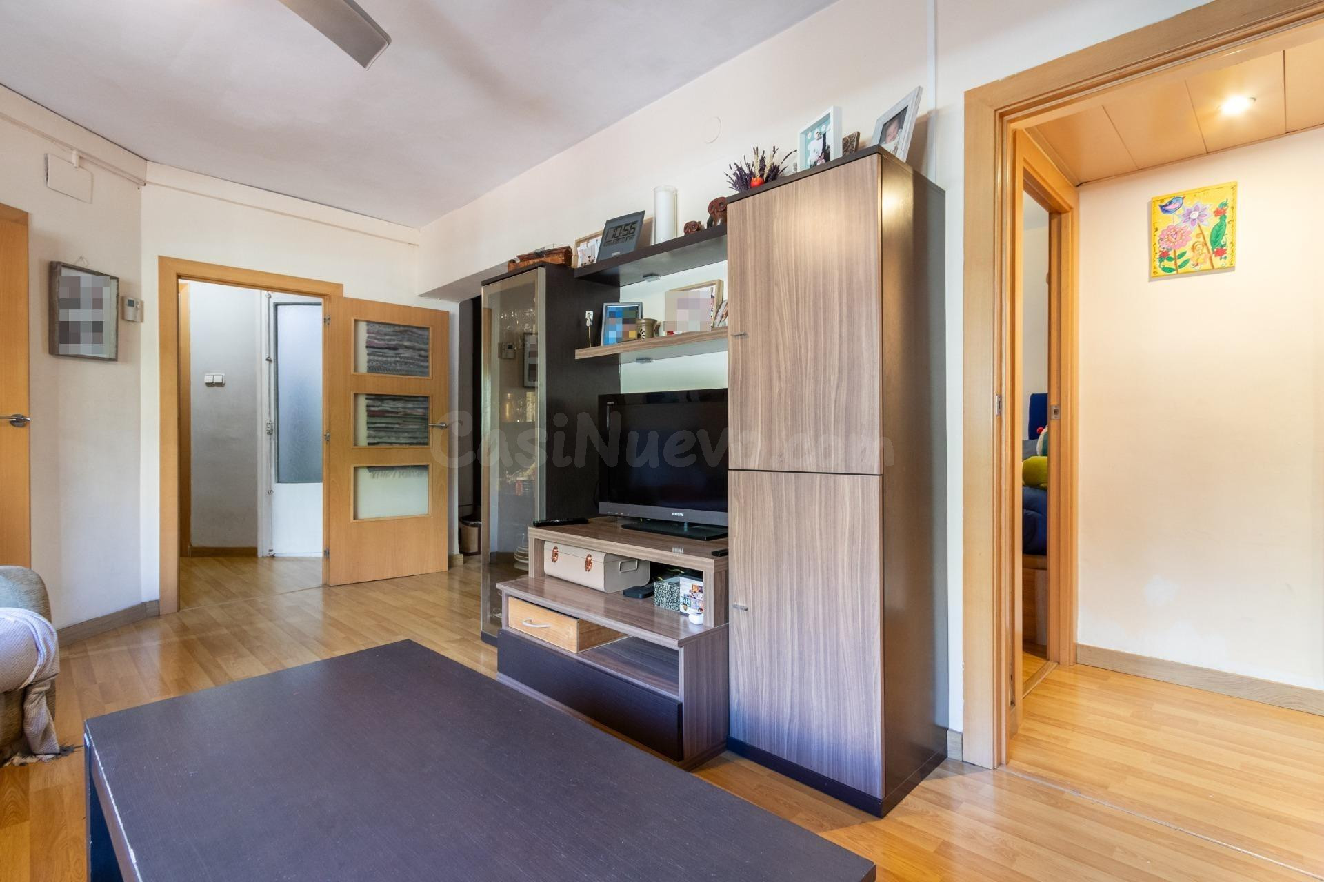PISO DE TRES habitaciones. FINCA CON ASCENSOR. MERINALES EDI - foto 4