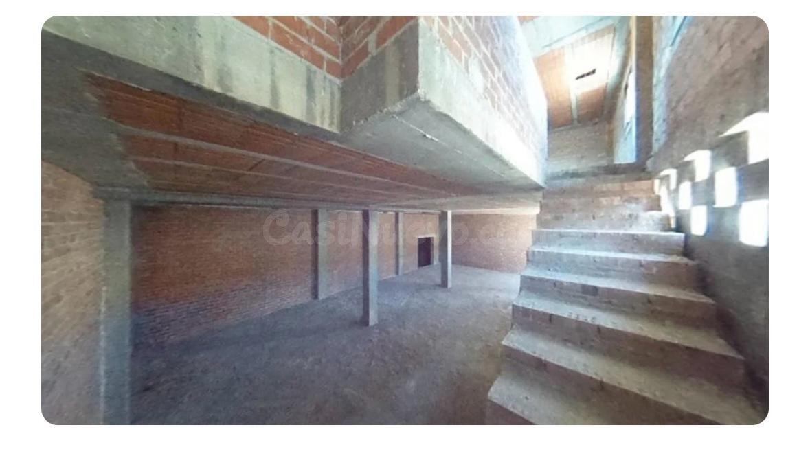 Amplio local comercial en bruto en Santa Mónica en Los Barri - foto 3