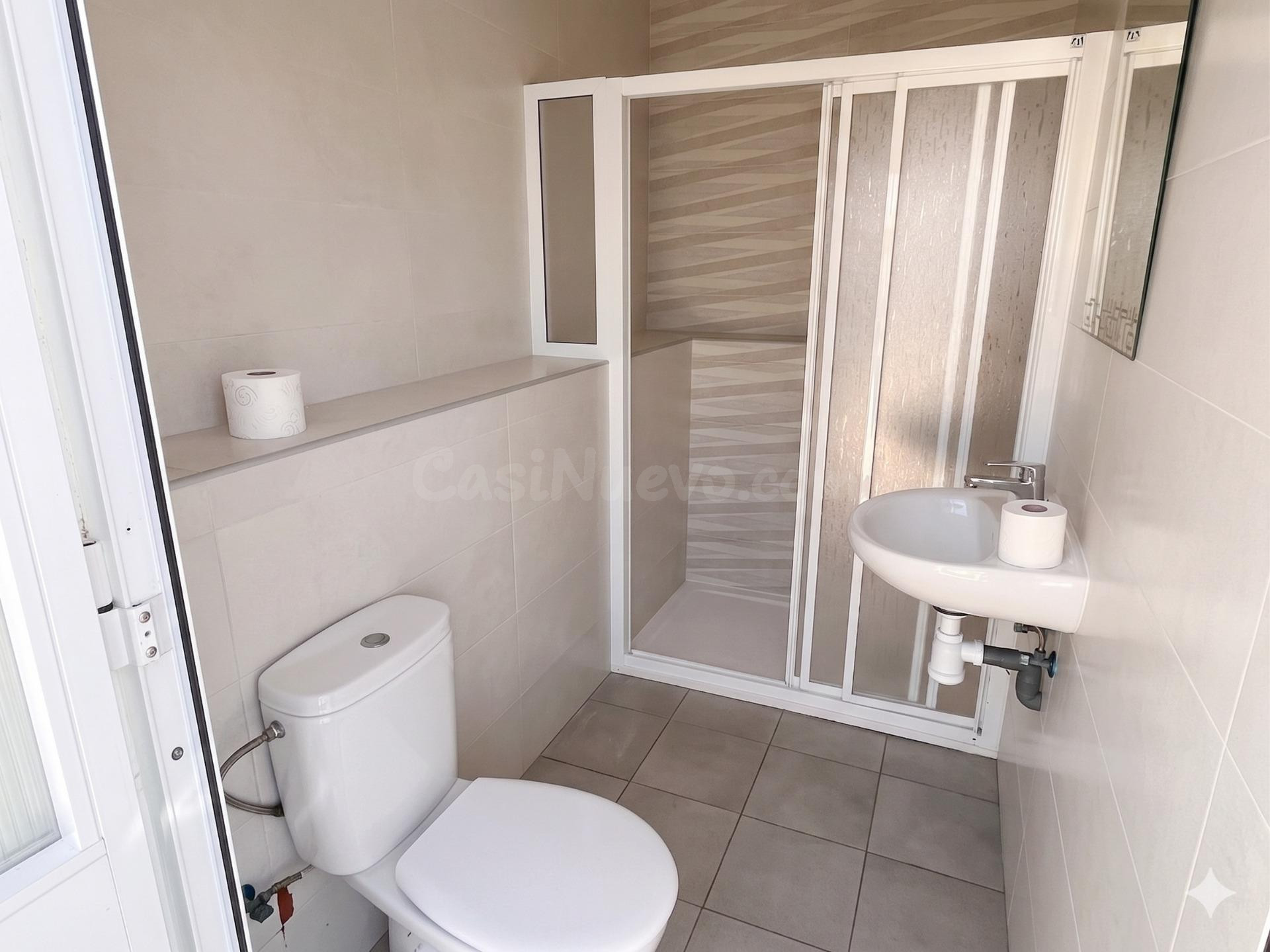 Amplio Chalet en Barbate, Zona La Breña - Ideal para Familia - foto 5