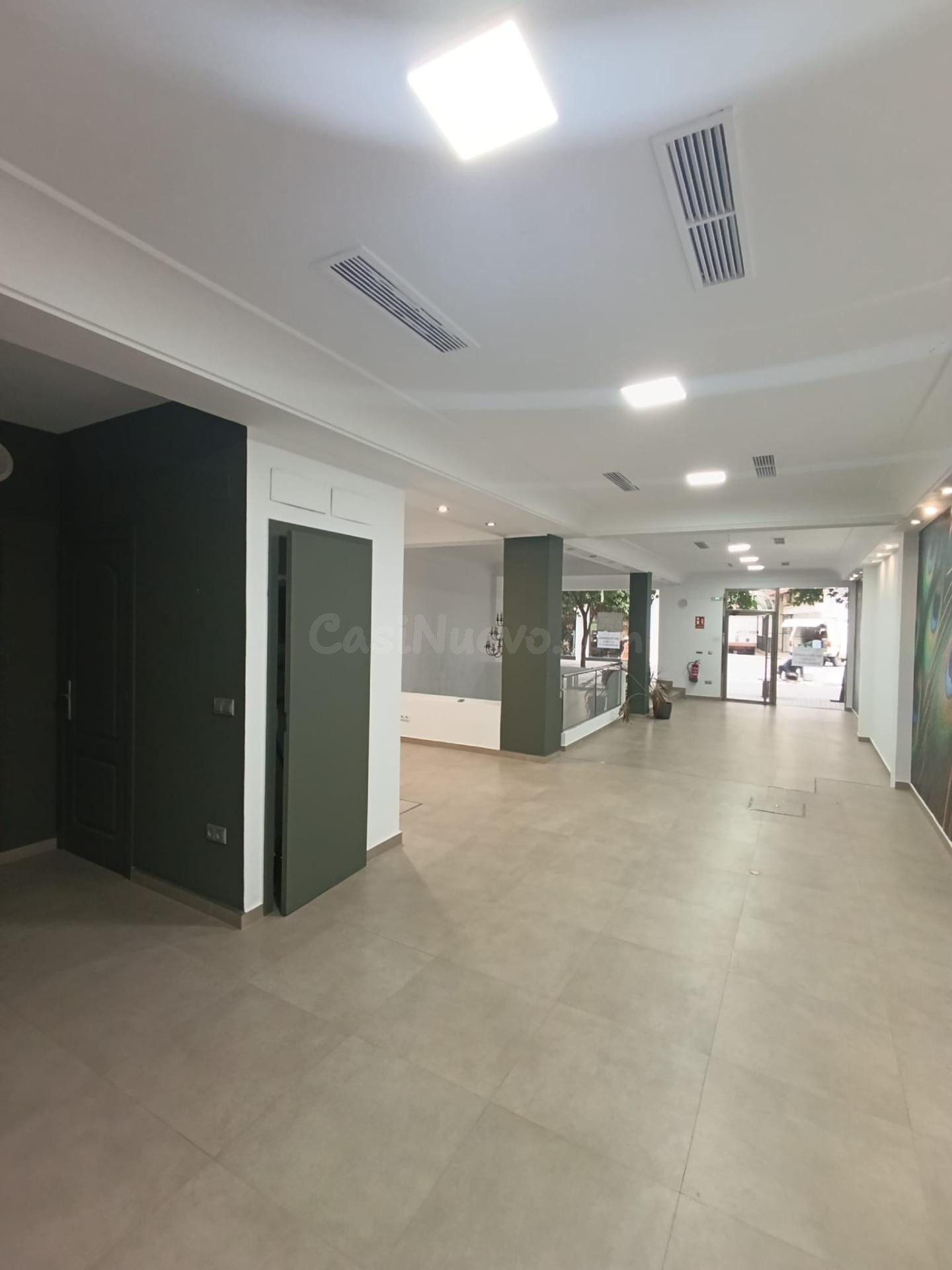 Local comercial en alquiler en pleno centro de Córdoba – Cru - foto 2
