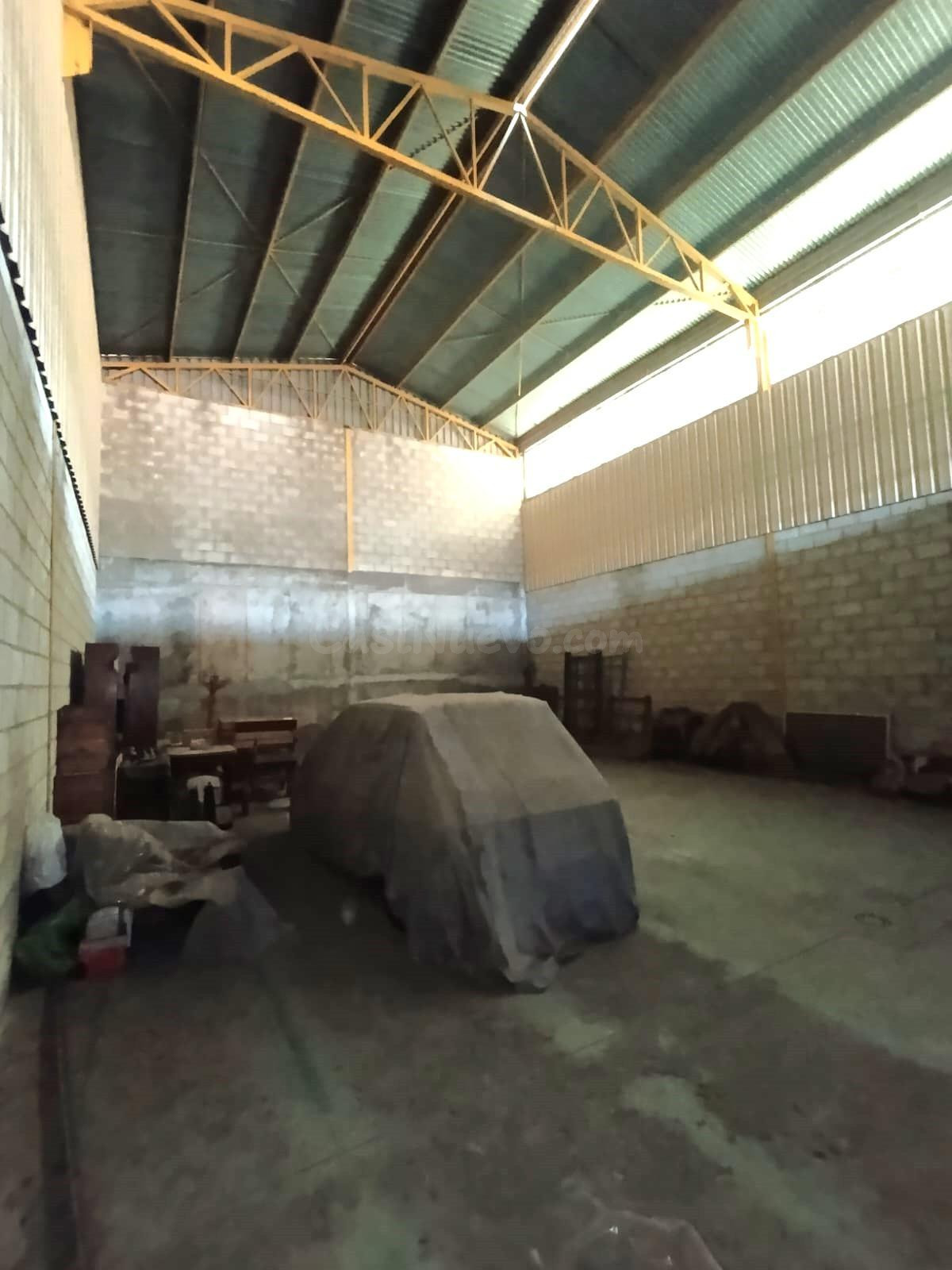 Nave industrial estratégica en Polígono de Pedroches - foto 3