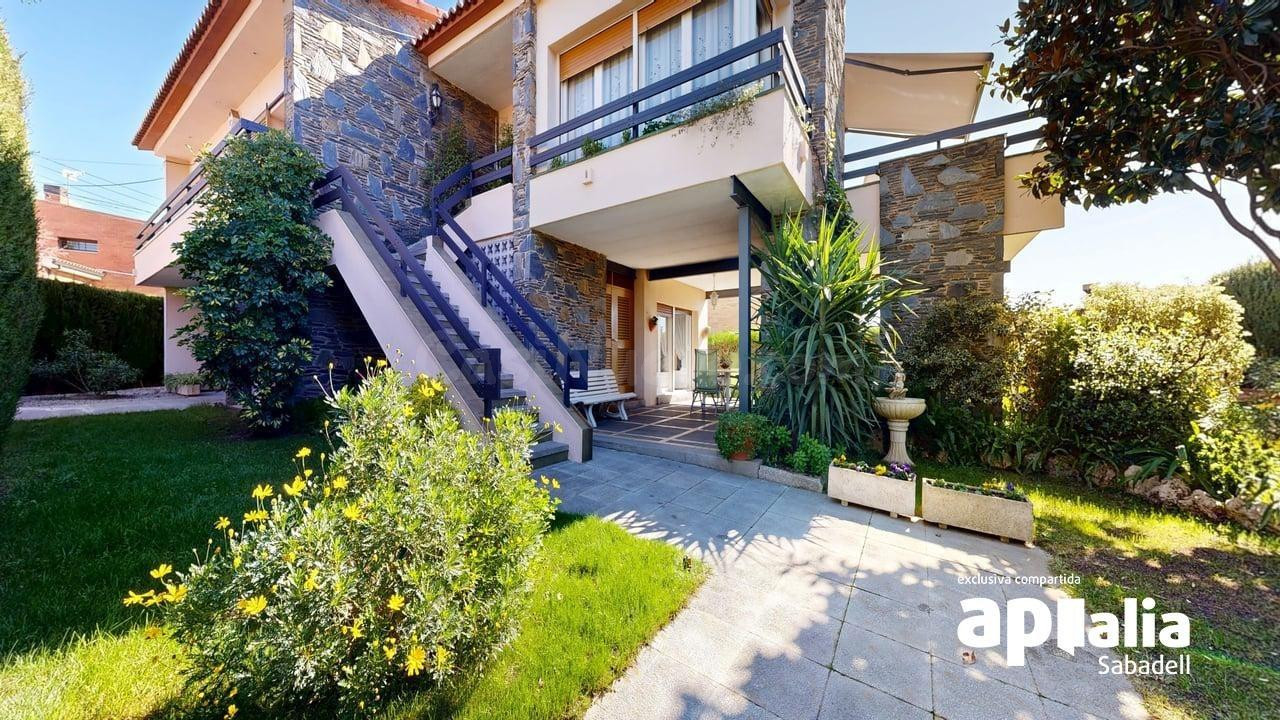 UNICA EN LA ZONA. Casa en CA N´ESTEPER - Barberá del Vallés