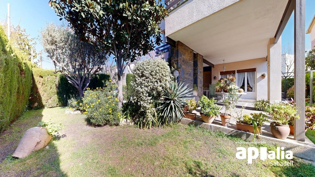 UNICA EN LA ZONA. Casa en CA N´ESTEPER - Barberá del Vallés - foto 2
