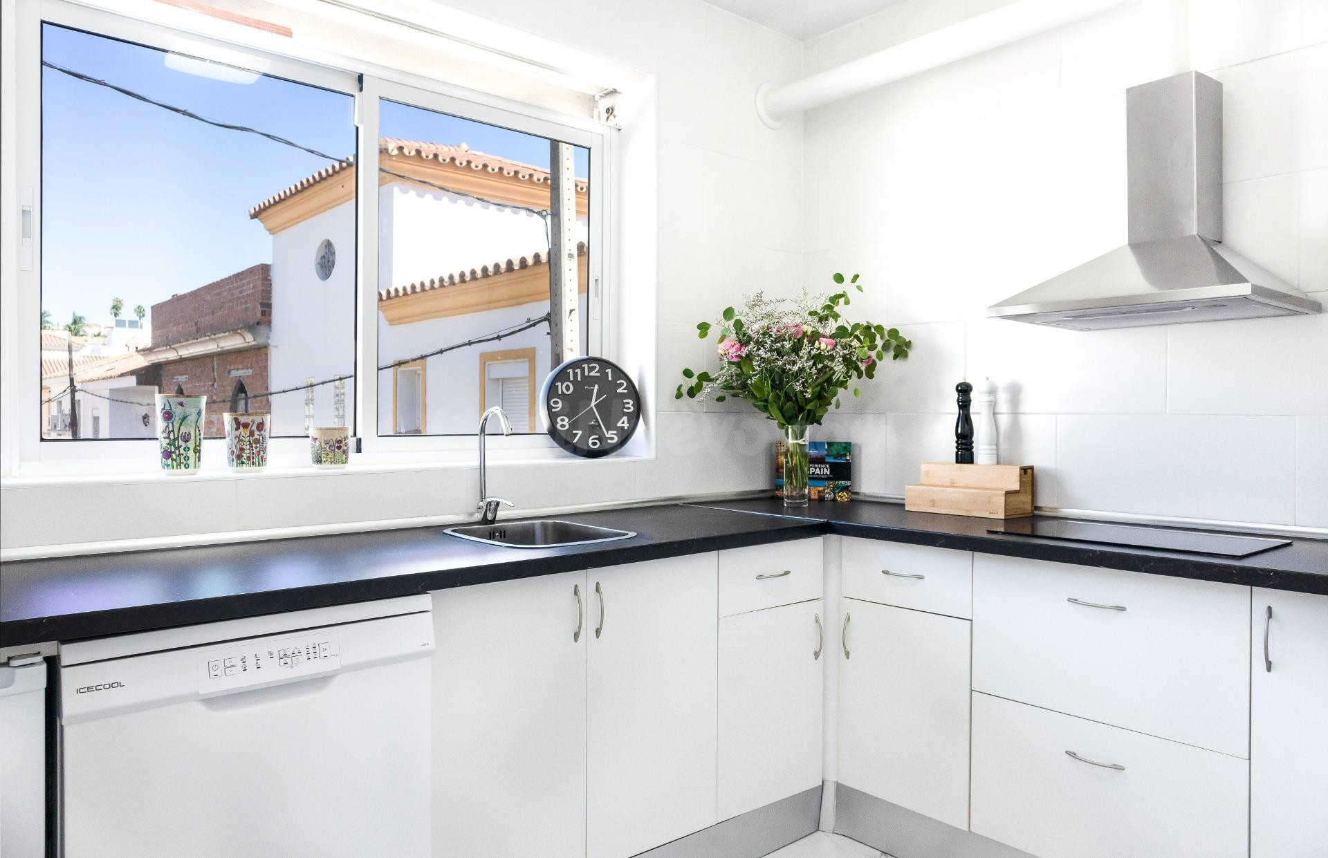 HERMOSO APARTAMENTO COMPLETAMENTE REFORMADO EN SOTOGRANDE