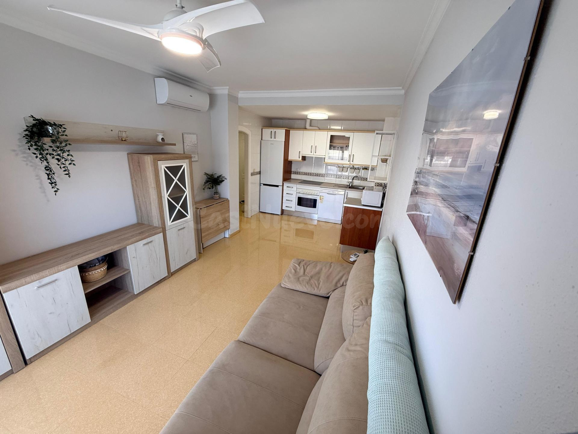 Espectacular apartamento a tan solo 200 metros de la playa e - foto 2