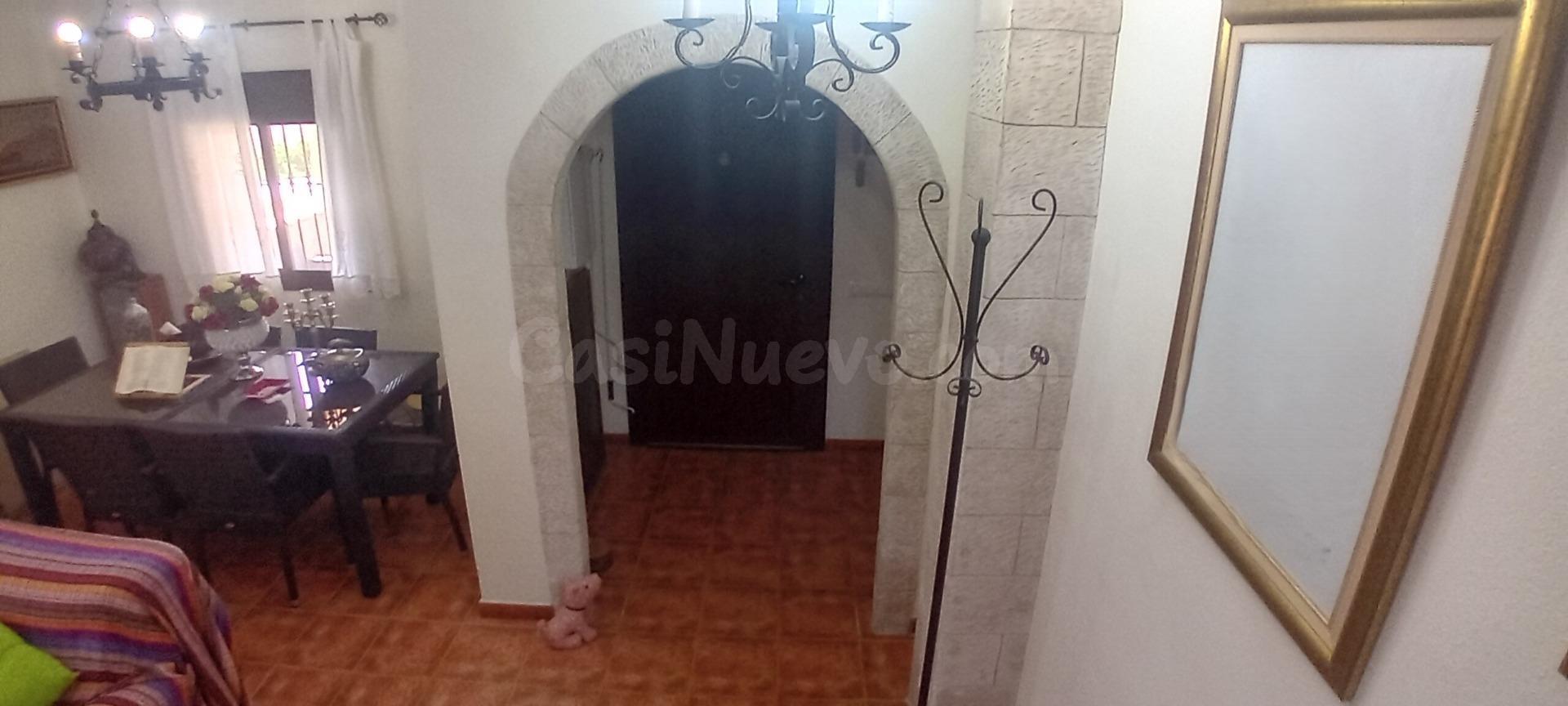 Chalet con 2000m2 de parcela en San Roque - foto 3