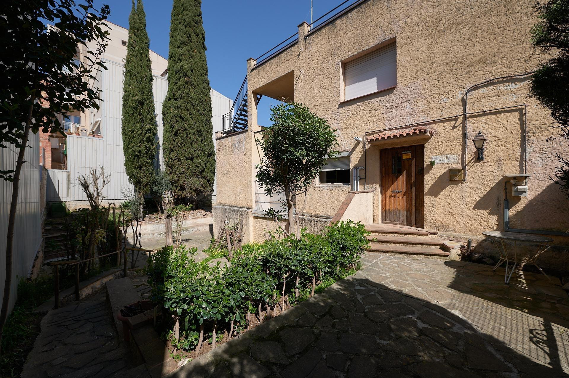 Casa o chalet en venta en Carrer Carles Riba, Sentmenat - foto 2