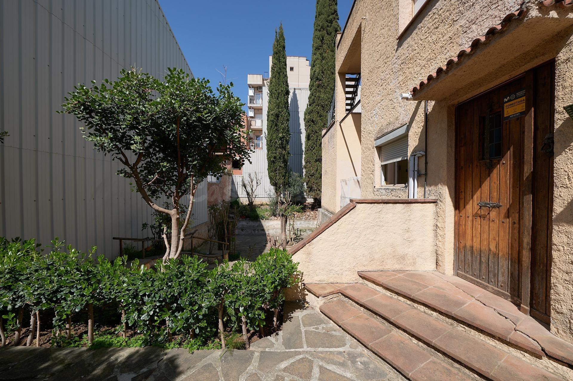 Casa o chalet en venta en Carrer Carles Riba, Sentmenat - foto 3