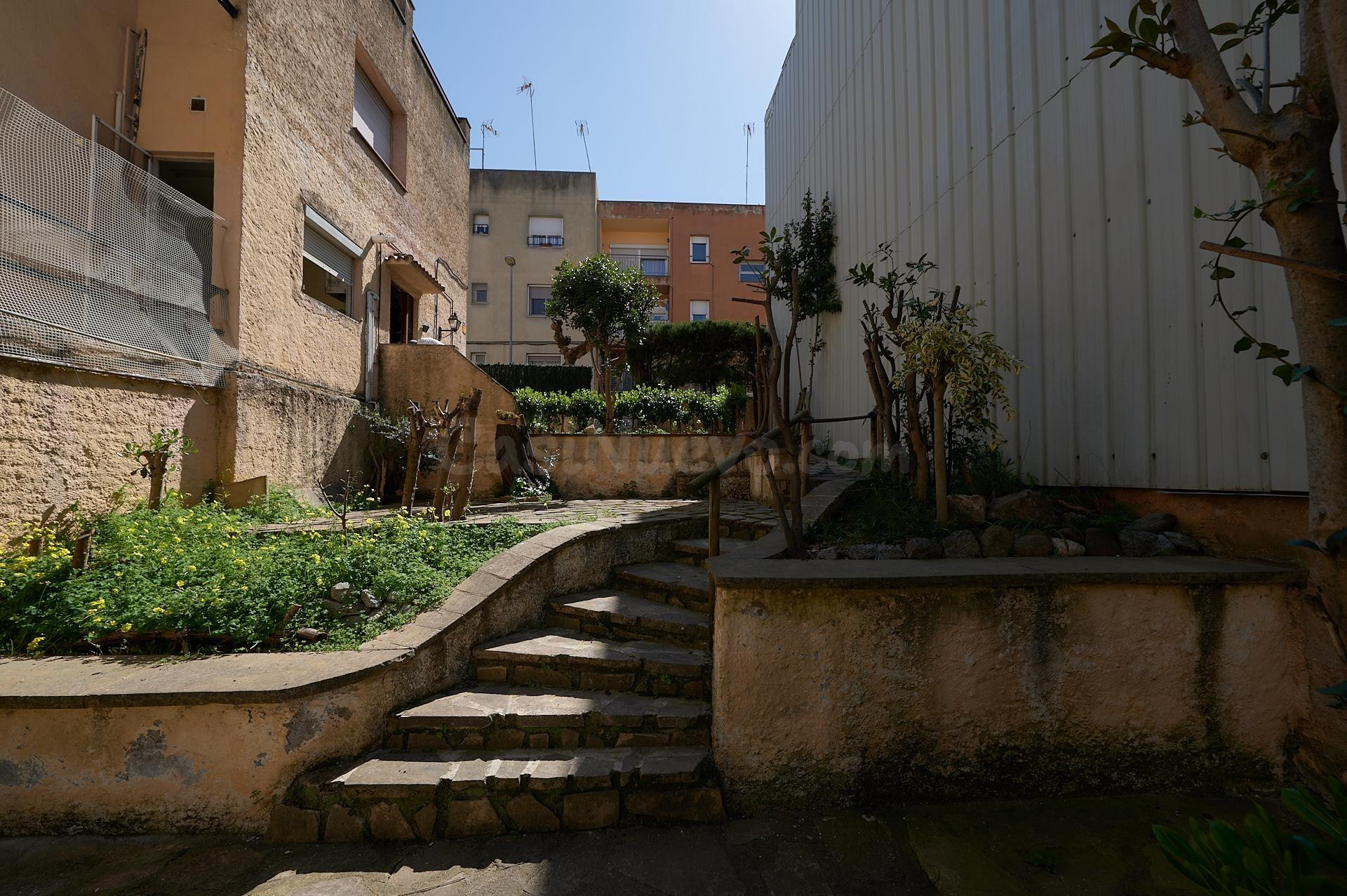 Casa o chalet en venta en Carrer Carles Riba, Sentmenat - foto 4