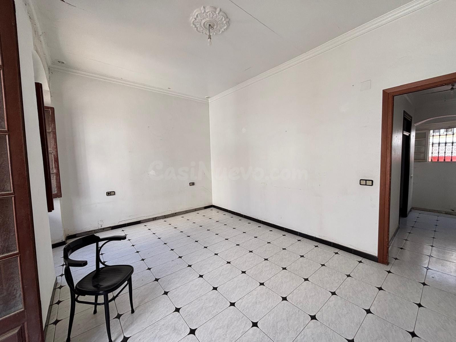CASA EN CENTRO DE SAN ROQUE - foto 3