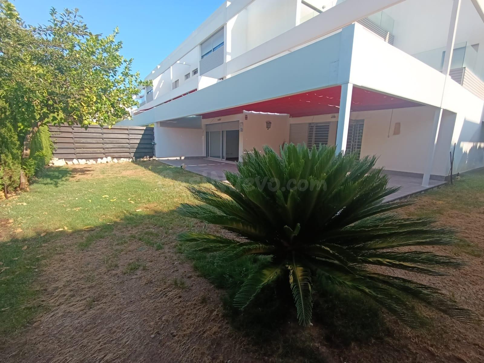 Piso en Planta baja con jardín en zona de Turruñuelos - foto 5