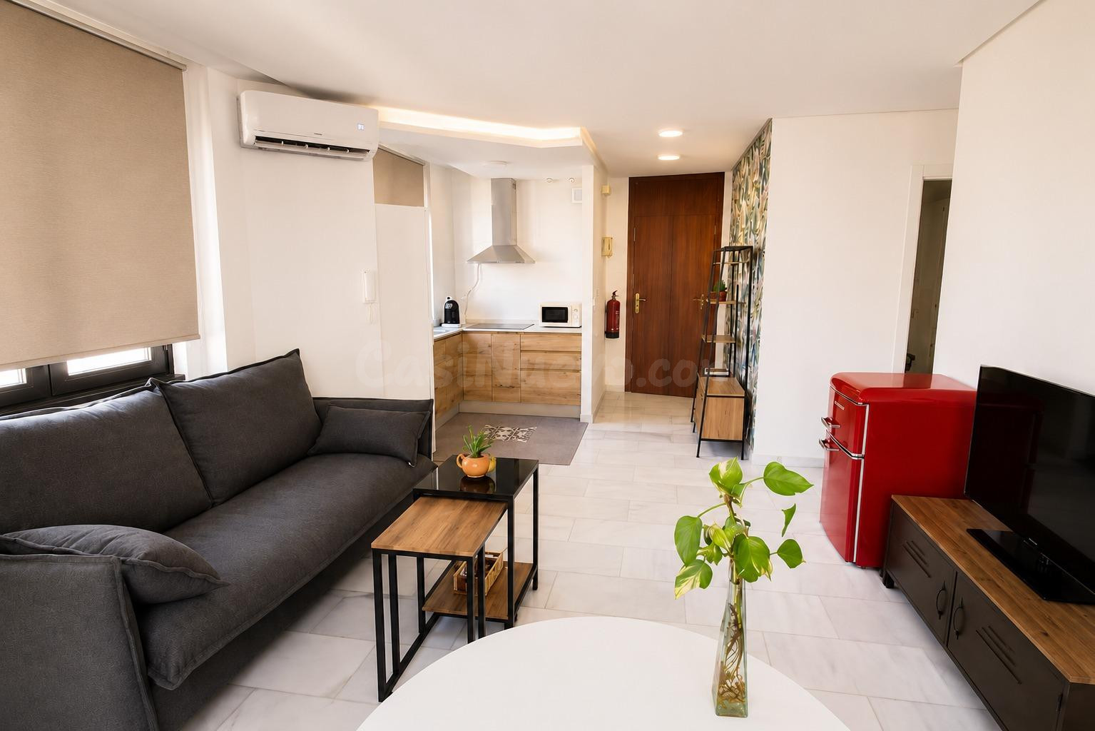 Apartamento Amueblado con plaza de garaje en Centro de Córdo - foto 3