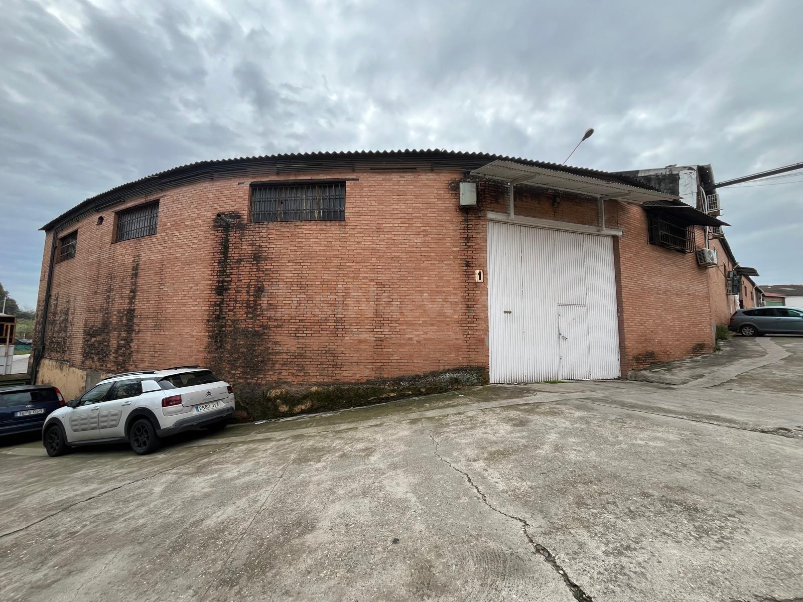 Nave en venta en Polígono Chinales. - foto 2
