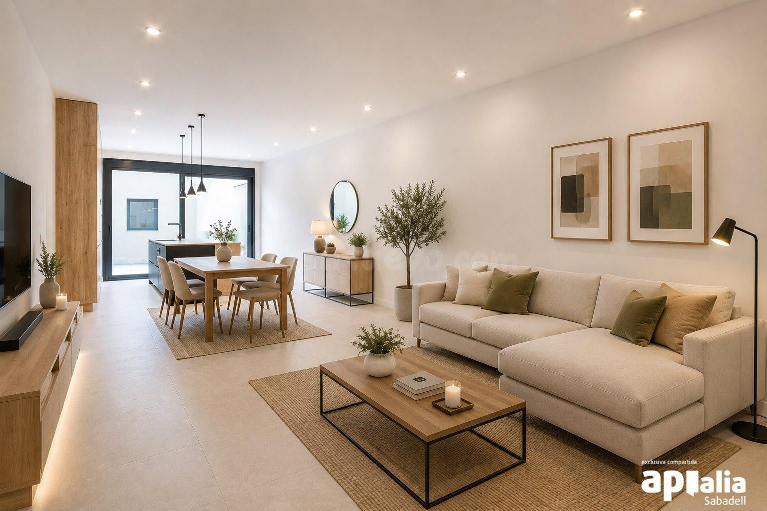 Casa en el centro reformada a estrenar con patio y terraza! - foto 3