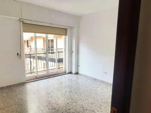 Piso en el centro con Ascensor para poner a su gusto!!! - foto 2